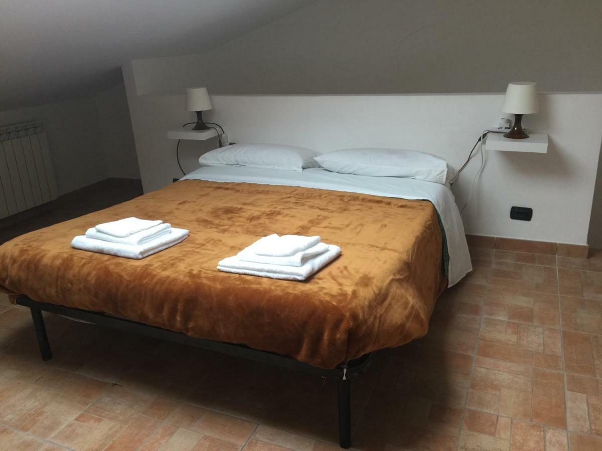 Mancini Michela Alloggio Uso Turistico Apartamento Acilia Exterior foto