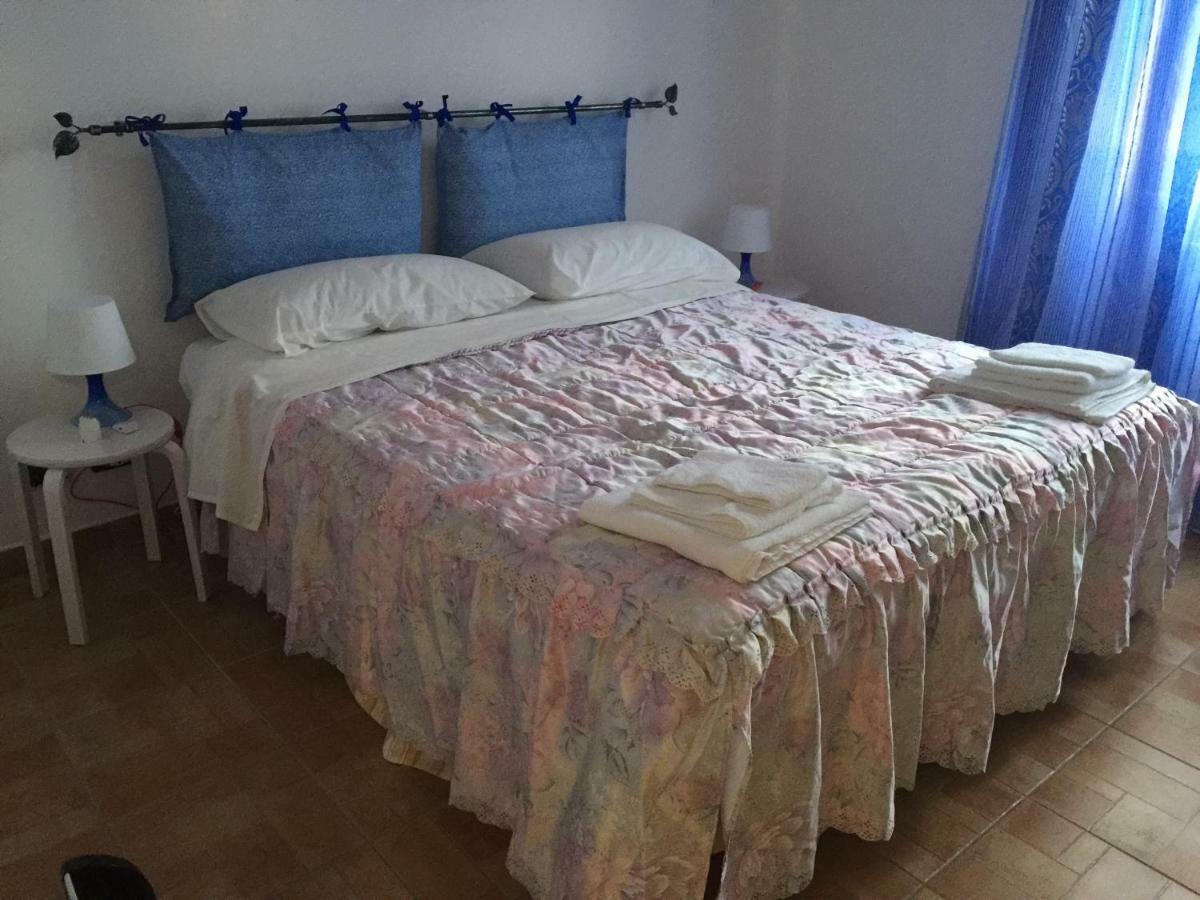 Mancini Michela Alloggio Uso Turistico Apartamento Acilia Exterior foto